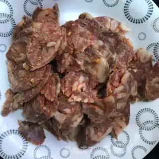 Make Onion pepper fried sausage step 0