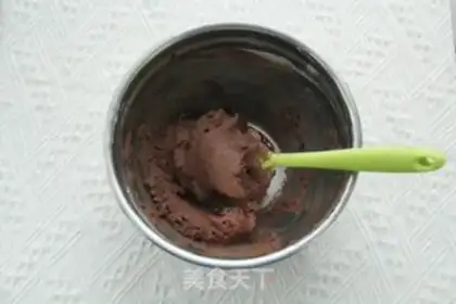 Make Chocolate ring cookies step 7