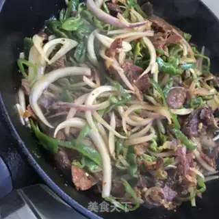 Make Onion pepper fried sausage step 6
