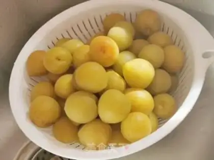 Make Cyan plum sauce step 2
