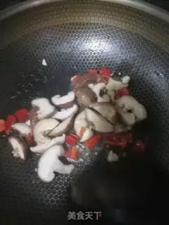 Make Scrambled mushrooms step 2
