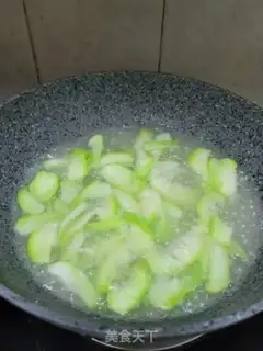 Make Smelt noodles step 4