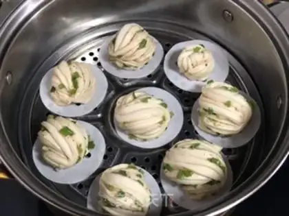 Make Onion peppers and bouquets step 8