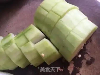Make Little winter melon fangs step 2