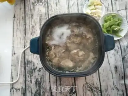 Make Three chickens in the family edition step 2
