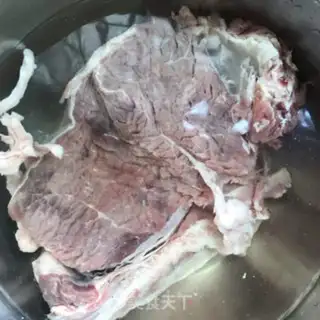 Make Cream beef stew potatoes step 0