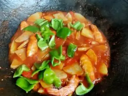 Make Tomato potato shrimp step 13