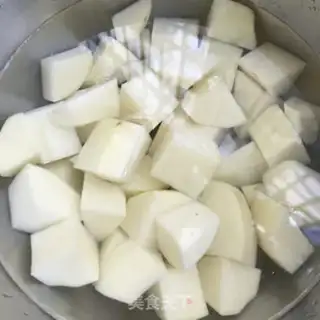 Make Cream beef stew potatoes step 2