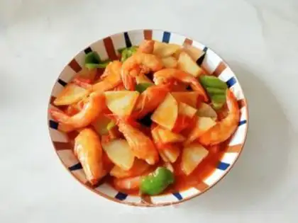 Make Tomato potato shrimp step 17