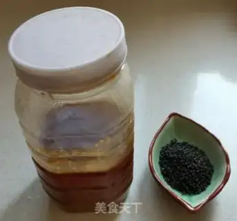 Make Black Sesame Dragon step 1