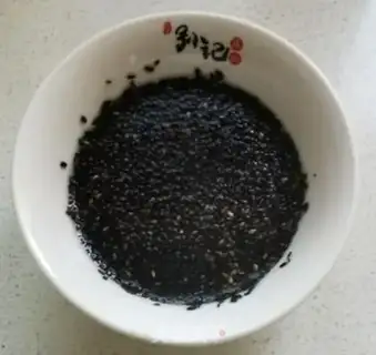 Make Black Sesame Dragon step 4