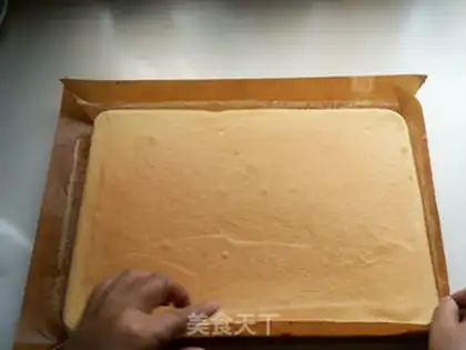 Make White chocolate cream cake step 7