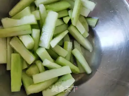 Make Sour cucumber step 3