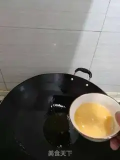 Make Yellow eggs step 0