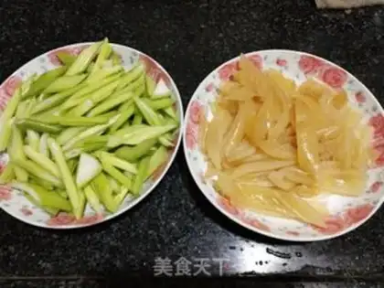 Make The celery
