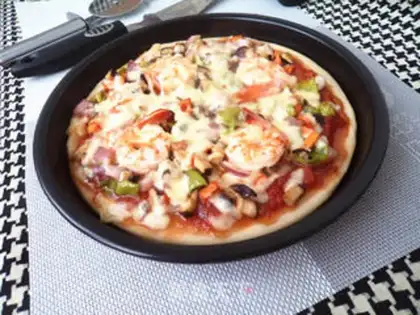 Make Shrimp pizza step 17