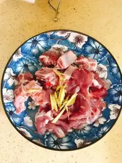 Make Soy sauce, pork chops step 1