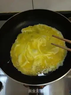 Make Fried eggs step 3