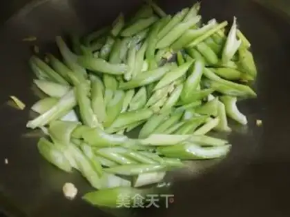 Make The celery