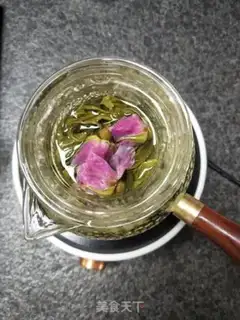 Make Rose green tea step 4