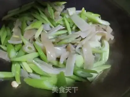 Make The celery