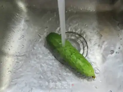 Make Onion cucumbers step 1