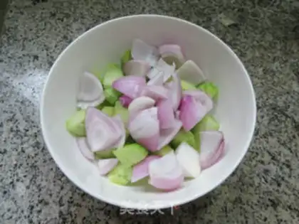 Make Onion cucumbers step 4