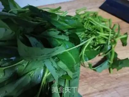 Make Garlic cabbage step 0