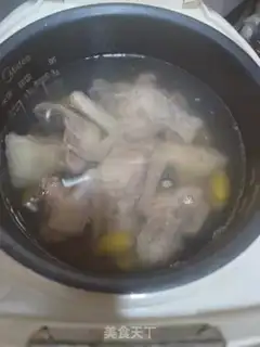 Make Olive-cutter pigeon soup step 3