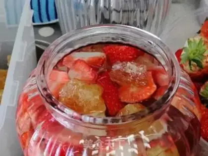 Make Strawberry step 1