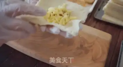Make Fry hot dog cheeseball step 3