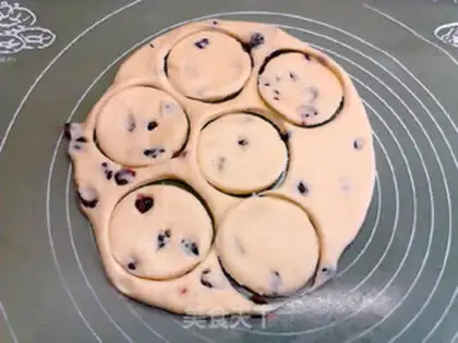 Make Cranberry Mexican special step 11