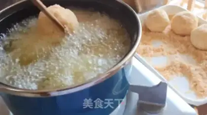 Make Fry hot dog cheeseball step 6