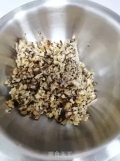 Make Red dates, meat and filament step 4