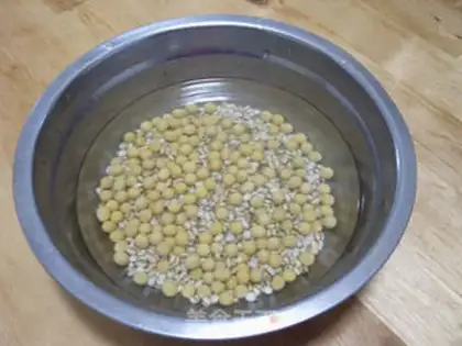 Make Bean milk step 1