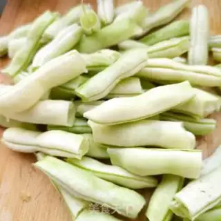 Make Corn spine beans step 1