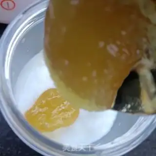 Make Fruit shakes with oats step 5