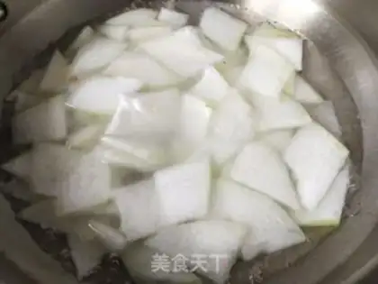 Make Yellow clam and melon soup step 7