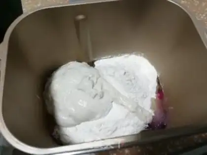 Make Polish flamingo toast step 2