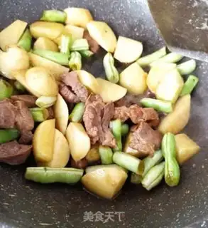 Make Plum stew potatoes step 11