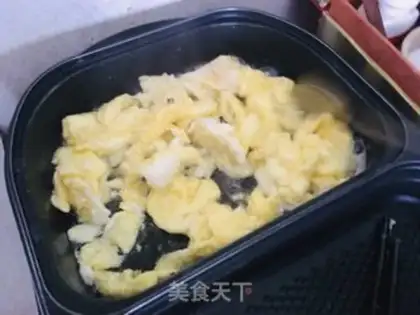 Make Scramble egg tomatoes step 0