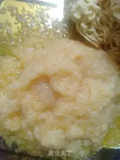 Make Garlic turkey noodles, lobster step 0