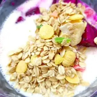 Make Fruit shakes with oats step 12