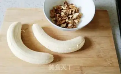 Make American banana bread step 1