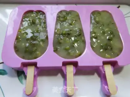 Make Green Bean Popsicle Ice step 9