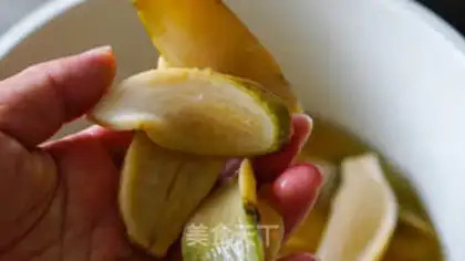 Make Scrambled radish step 0