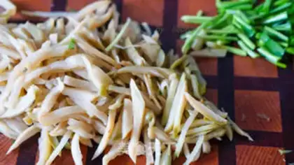 Make Scrambled radish step 1