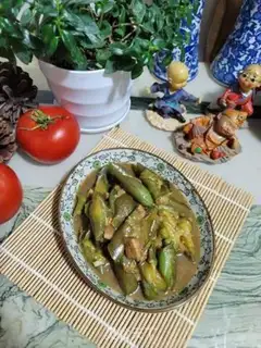 Make The salted fish burn the purple eggplant step 7