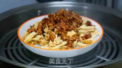 Make Garlic paste rotting bamboo step 7