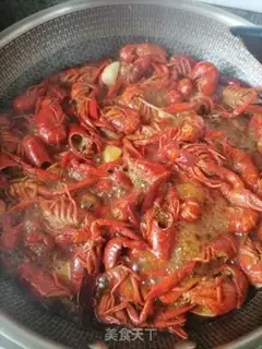 Make Spicy lobster step 8